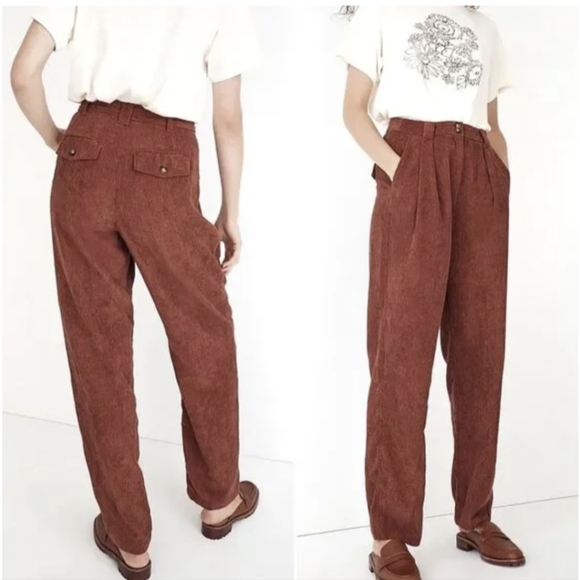 Madewell Pants - NWOT - Madewell Corduroy high-rise tapered pants - Size 4